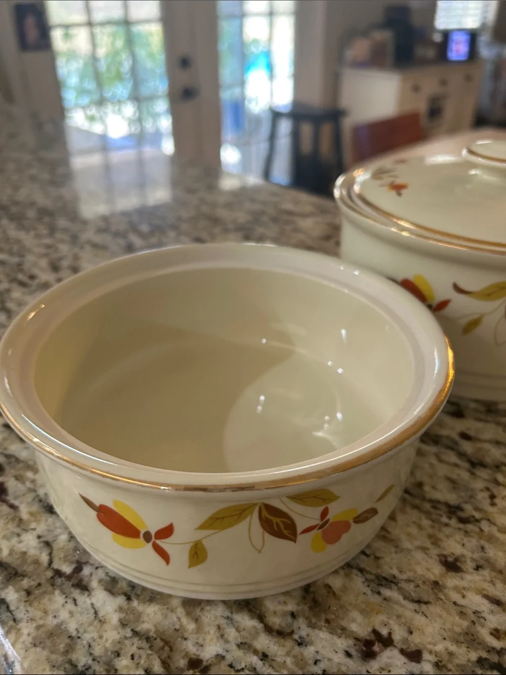 Vintage Hall Jewel Tea Autumn Leaf Set of 3 Stackable Casserole Dish with Lid